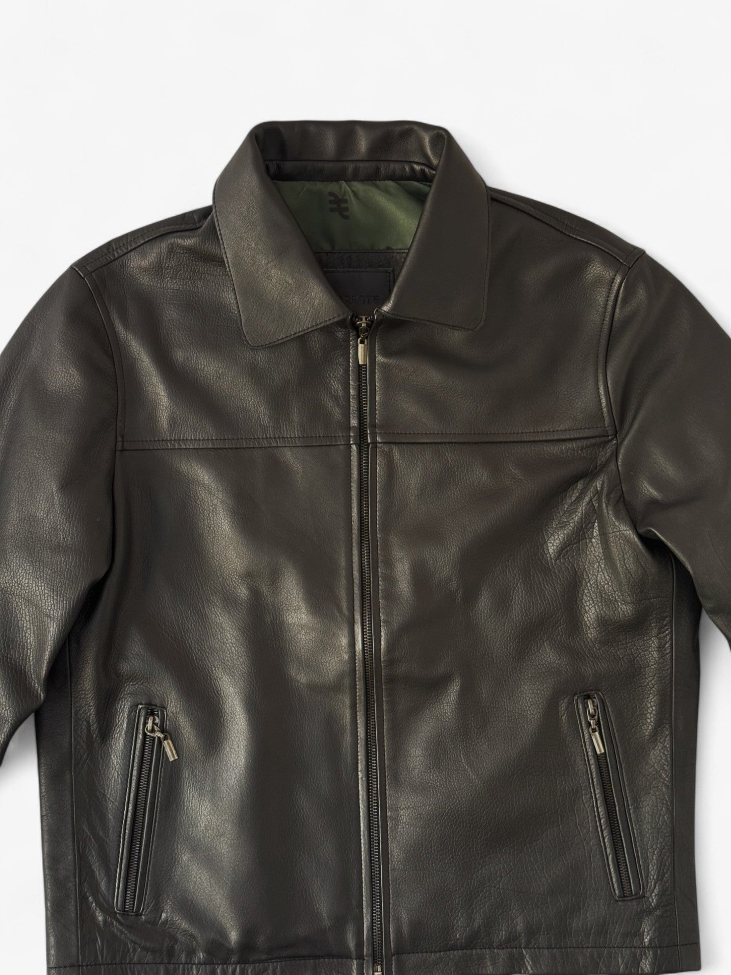 Motera Vintage - Cuero Negro