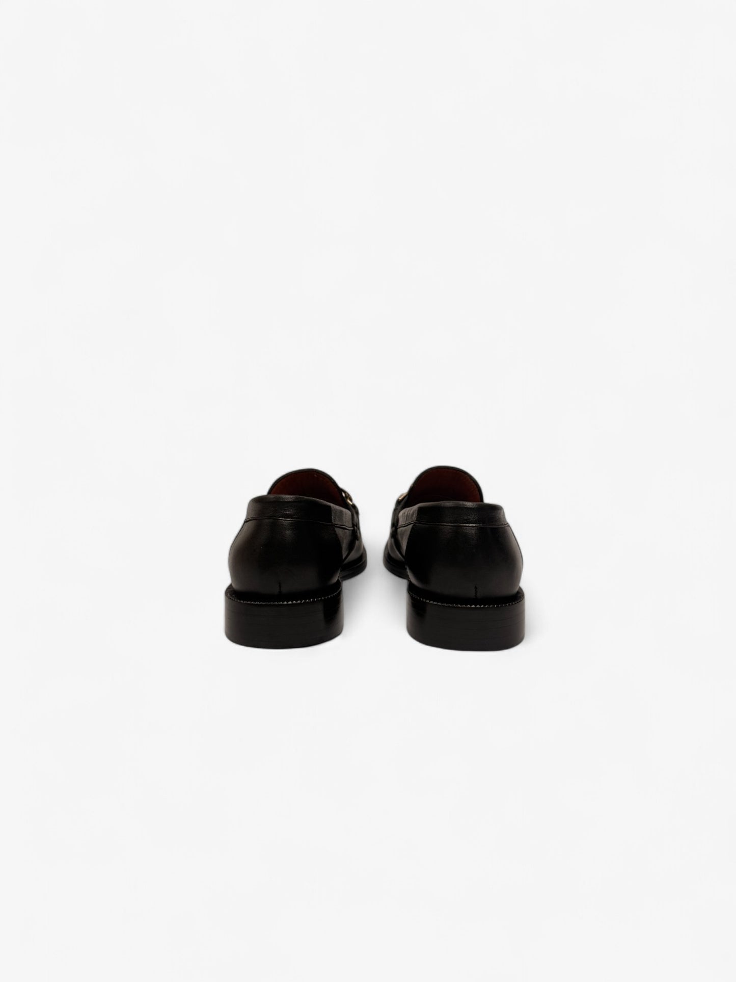 Loafers Negros con Hebilla