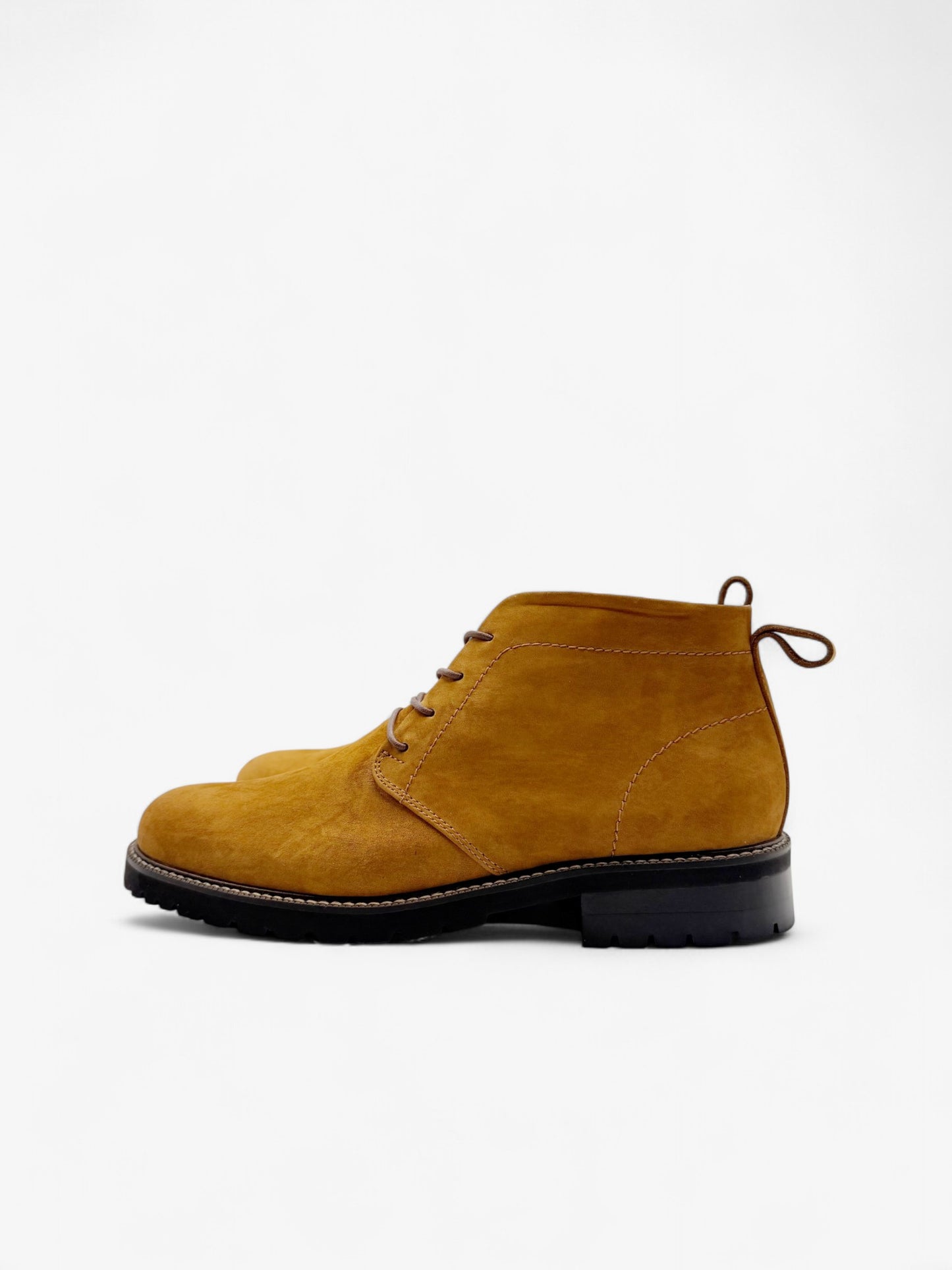 Bota Lorenzo - Nobuk Miel