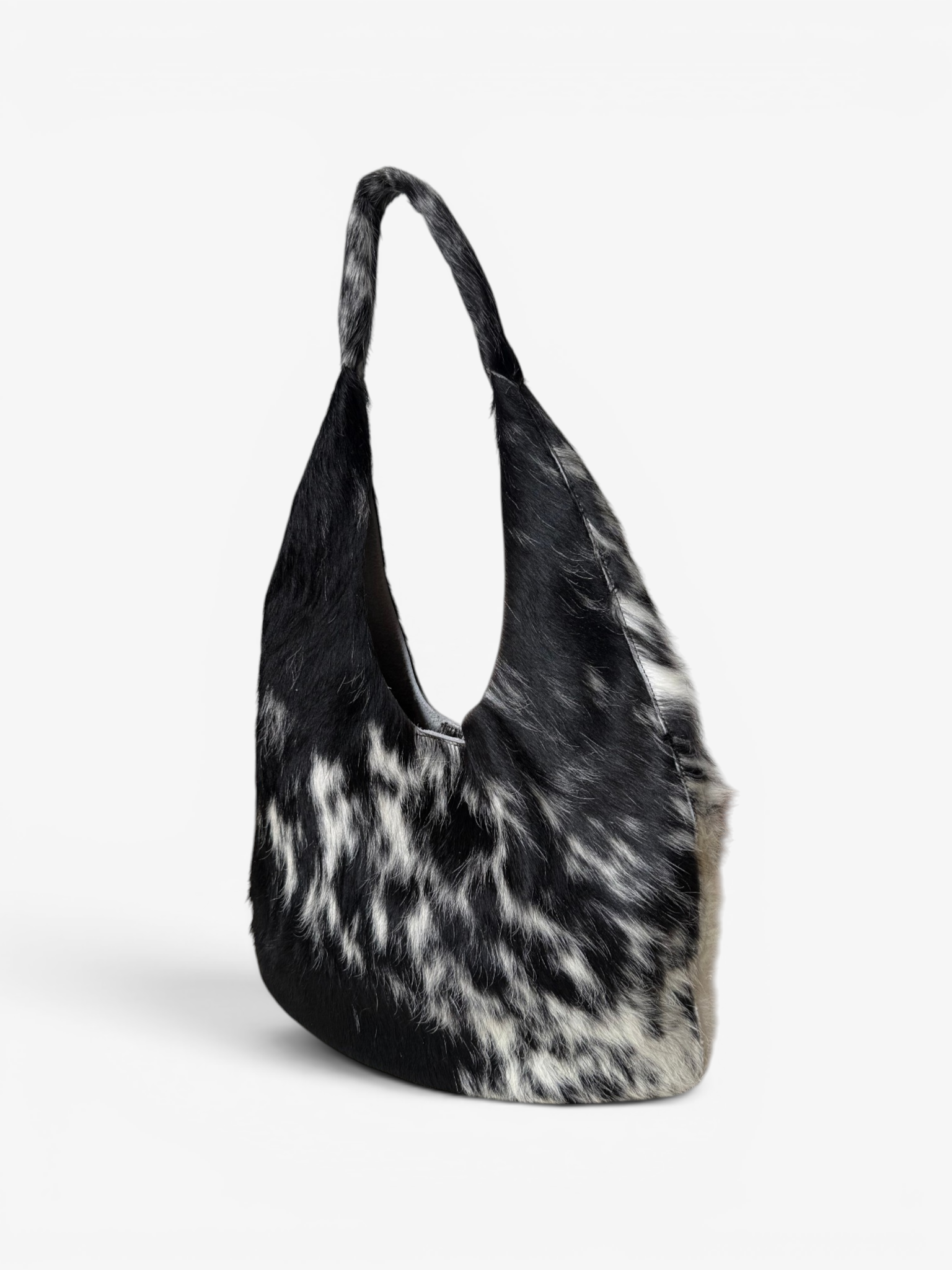 THE SHOULDER BAG 06 BLACK
